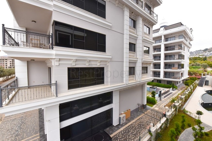 Two-bedroom apartment by the sea