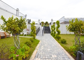Two-bedroom apartment by the sea
