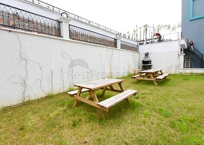 Two-bedroom apartment by the sea