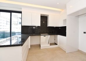 Two-bedroom apartment by the sea