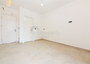 Two-bedroom apartment by the sea