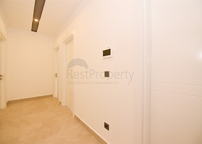 Two-bedroom apartment by the sea