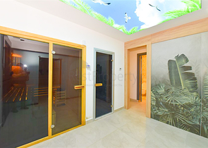 Two-bedroom apartment by the sea