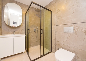 Two-bedroom apartment by the sea