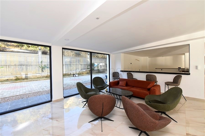 1+1 apartment for sale in Avsallar district