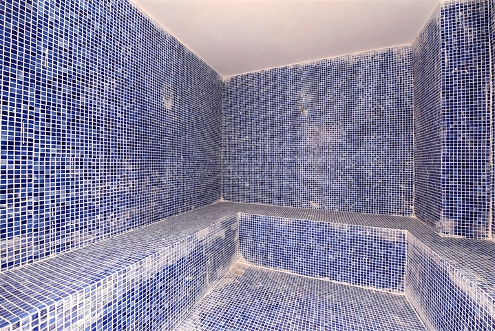 1+1 apartment for sale in Avsallar district