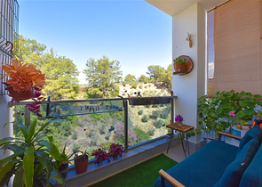 1+1 apartment for sale in Avsallar district