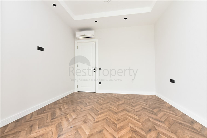 Luxury penthouse with panoramic sea views in the very center of Alanya