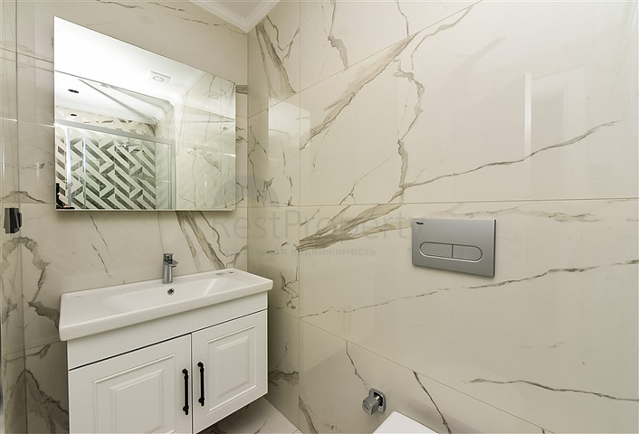 Luxury penthouse with panoramic sea views in the very center of Alanya