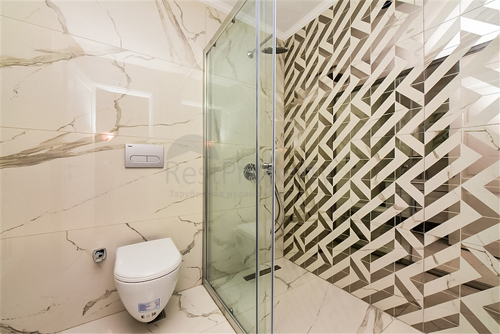 Luxury penthouse with panoramic sea views in the very center of Alanya