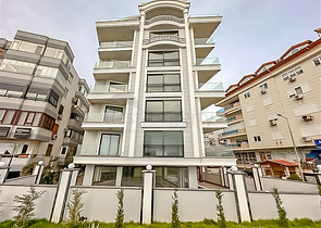 Luxury penthouse with panoramic sea views in the very center of Alanya