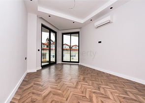 Luxury penthouse with panoramic sea views in the very center of Alanya