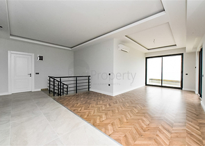 Luxury penthouse with panoramic sea views in the very center of Alanya