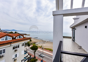 Luxury penthouse with panoramic sea views in the very center of Alanya