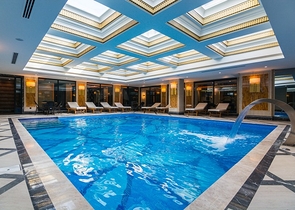 Luxury 1+1 apartment on the first coastline