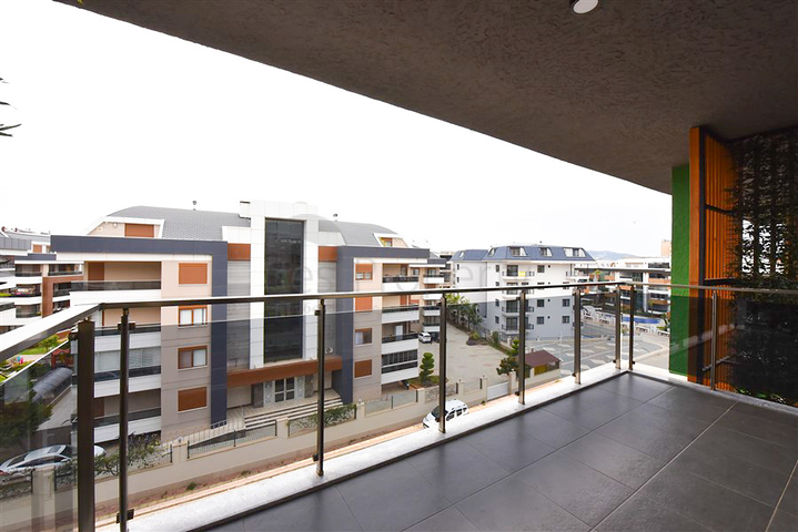 4+1 apartments in Oba district 