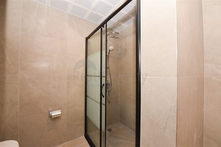 Garden duplex on Cleopatra