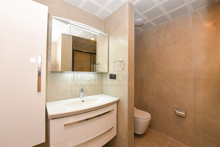 Garden duplex on Cleopatra