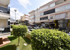 Garden duplex on Cleopatra