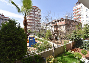 Garden duplex on Cleopatra