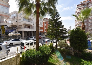 Garden duplex on Cleopatra