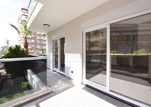 Garden duplex on Cleopatra