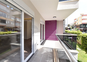 Garden duplex on Cleopatra