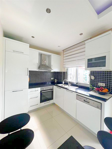 Furnished 1+1 apartment with sea view in Kestel area