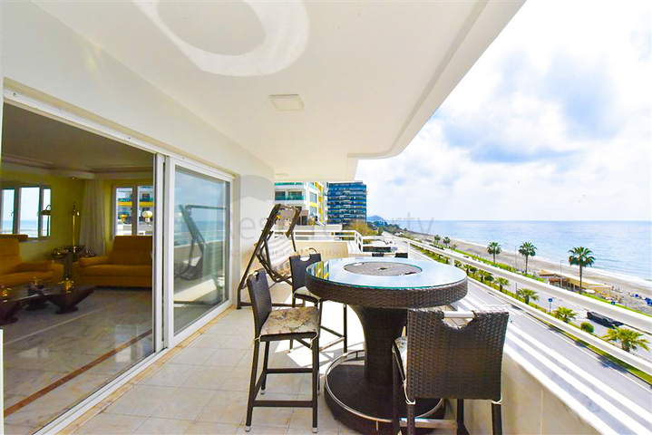 2+1 apartment with panoramic sea view