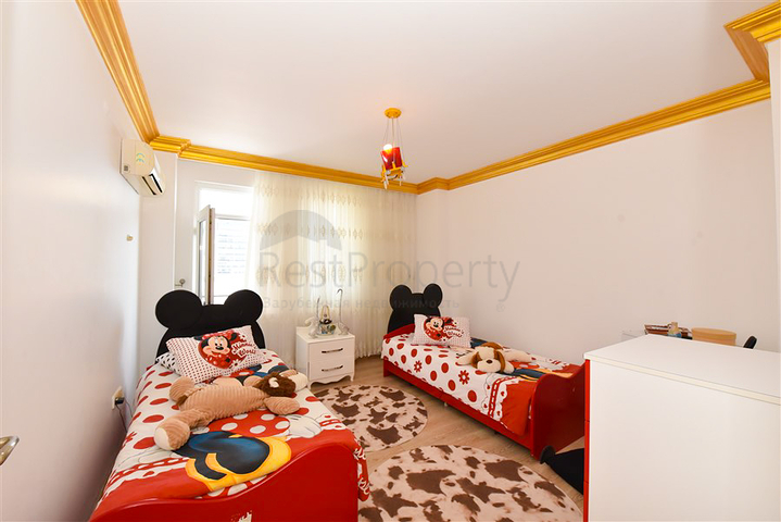 Apartment 2+1 on the first line in Mahmutlar district