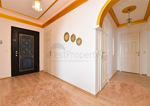 Apartment 2+1 on the first line in Mahmutlar district