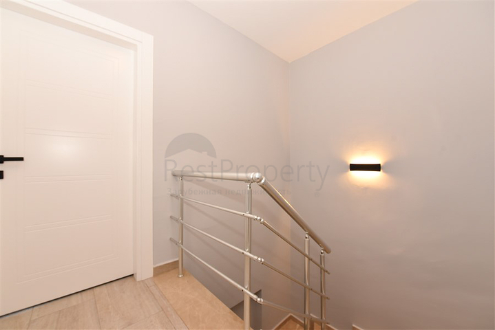 Spacious 3+1 penthouse in Kestel district