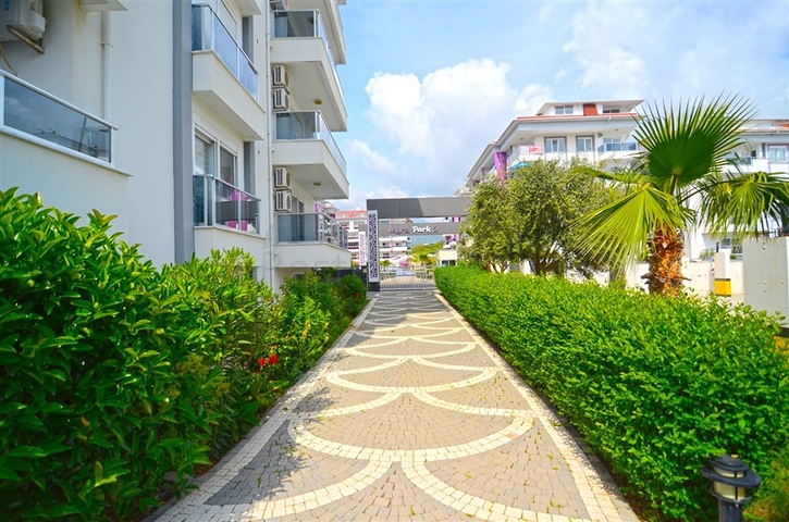 Spacious 3+1 penthouse in Kestel district