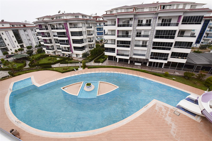 Spacious 3+1 penthouse in Kestel district