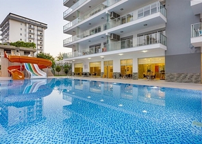 2+1 apartment in Mahmutlar district