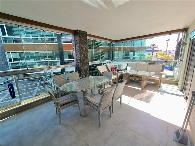 Apartment in a luxury 2+1 complex in an elite area of Oba