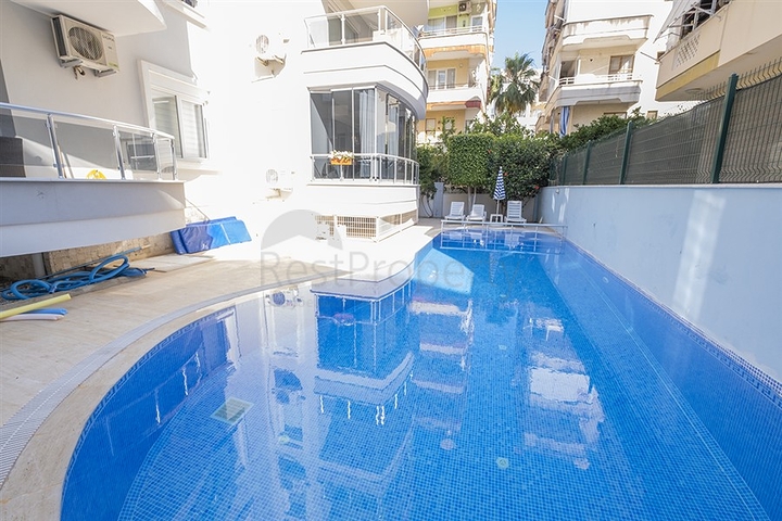 One-bedroom apartment in the Cleopatra area