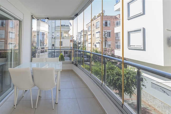 One-bedroom apartment in the Cleopatra area