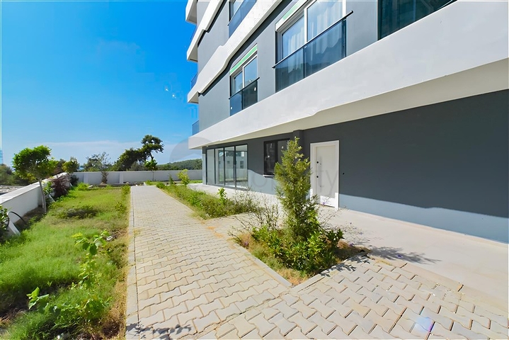 Apartments in a new complex in Avsallar district 