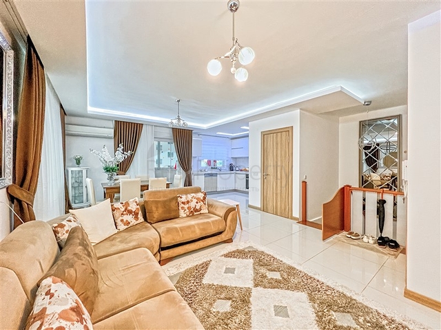 2+1 penthouse in Mahmutlar district