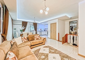 2+1 penthouse in Mahmutlar district