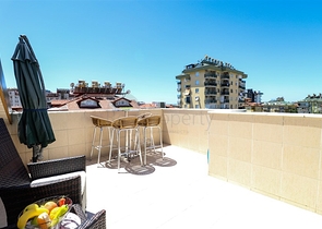 3+2 floor plan apartment in the central area of Alanya