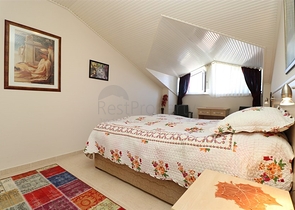 3+2 floor plan apartment in the central area of Alanya