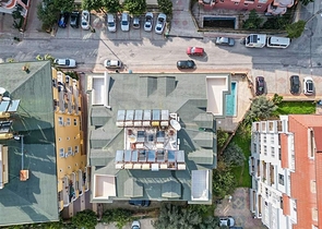 3+2 floor plan apartment in the central area of Alanya