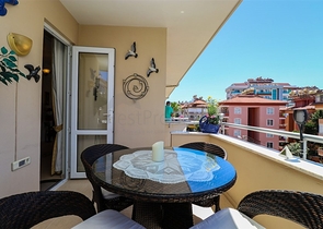 3+2 floor plan apartment in the central area of Alanya