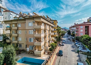 3+2 floor plan apartment in the central area of Alanya