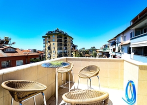 3+2 floor plan apartment in the central area of Alanya