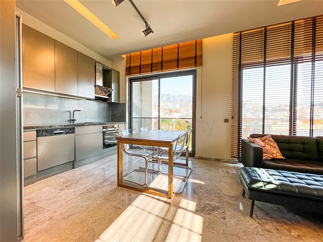 2+1 apartment in the lively Cleopatra area