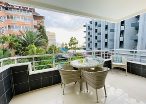 Apartment 100 meters from the sea with a 1+1 layout in an elite area of Oba