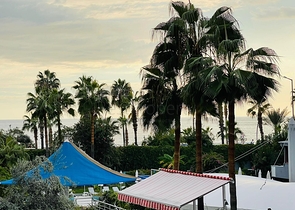 Apartment 100 meters from the sea with a 1+1 layout in an elite area of Oba